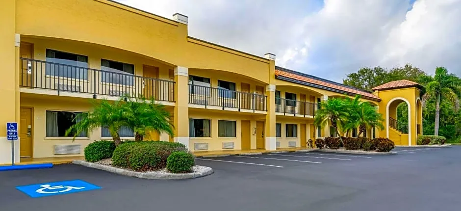 Comfort Inn Sun City Center-Tampa South