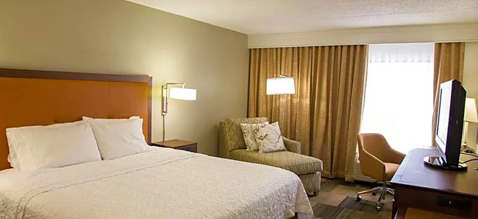 Hampton Inn By Hilton & Suites Albany-Downtown, NY