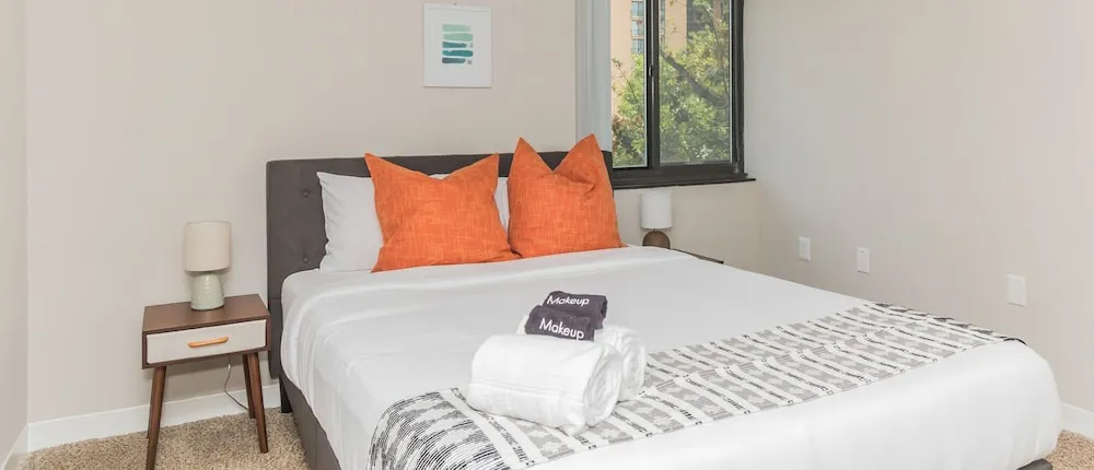 The Luxe Suites of Alexandria