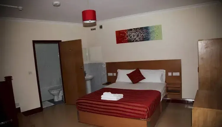 The Grove Apartments