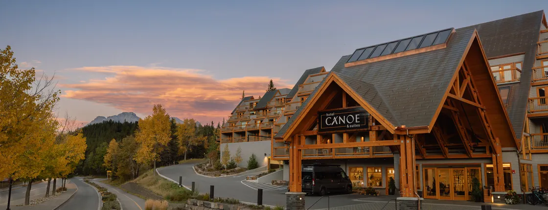 Hotel Canoe and Suites