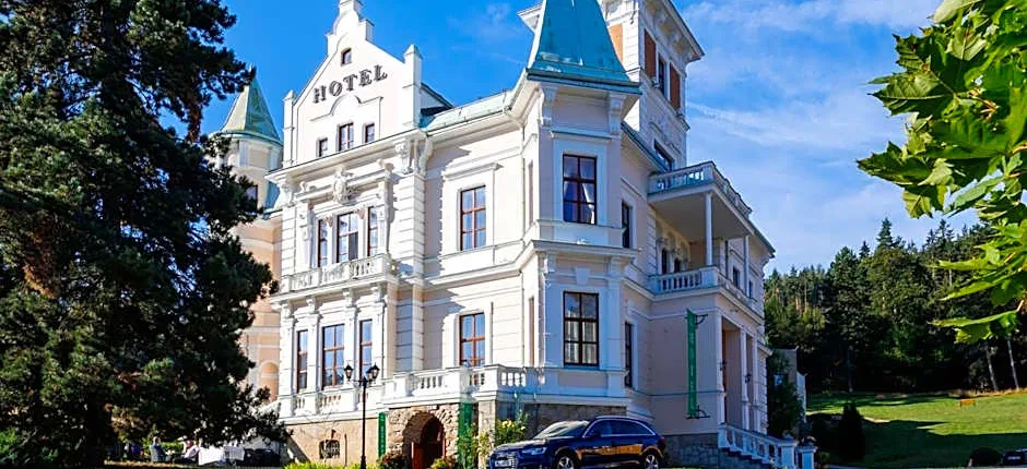 Hotel Château Cihelny