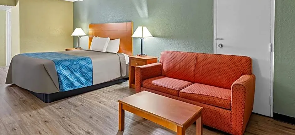 Rodeway Inn Stone Mountain