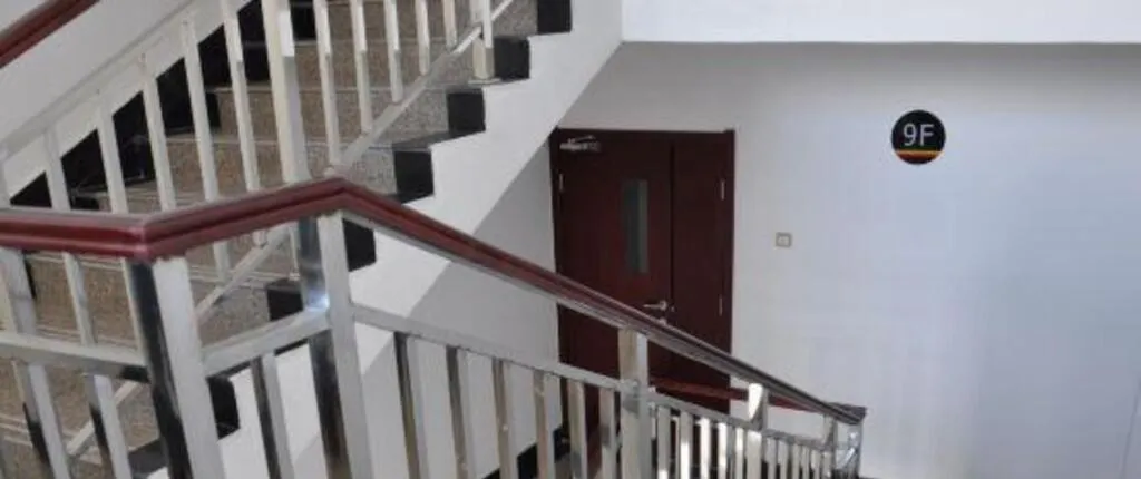 Super 8 Hotel Hezuo Shengshi Jubao