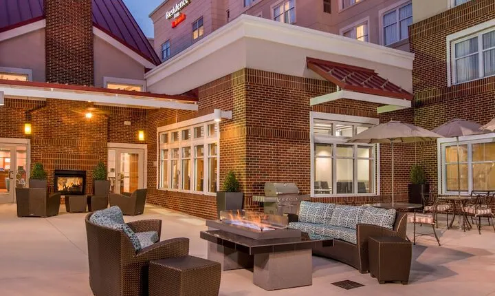 Residence Inn by Marriott Chesapeake Greenbrier