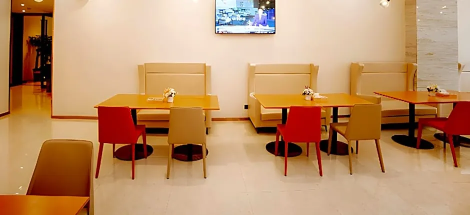 City Comfort Inn Ezhou Huahu Airport High-speed Railway Station