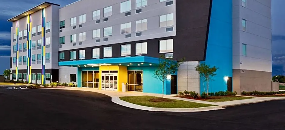 Tru by Hilton Auburn