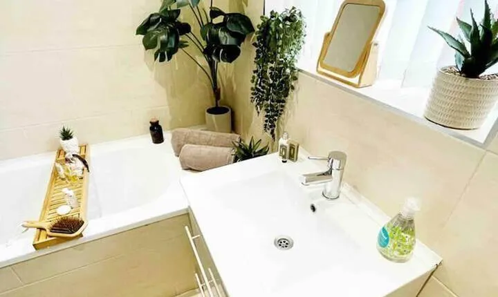 Beautiful&Spacious House in Liverpool UK