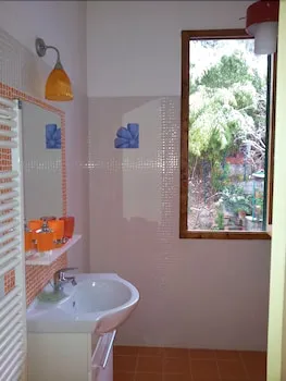 3B BEAUTY BED AND BREAKFAST