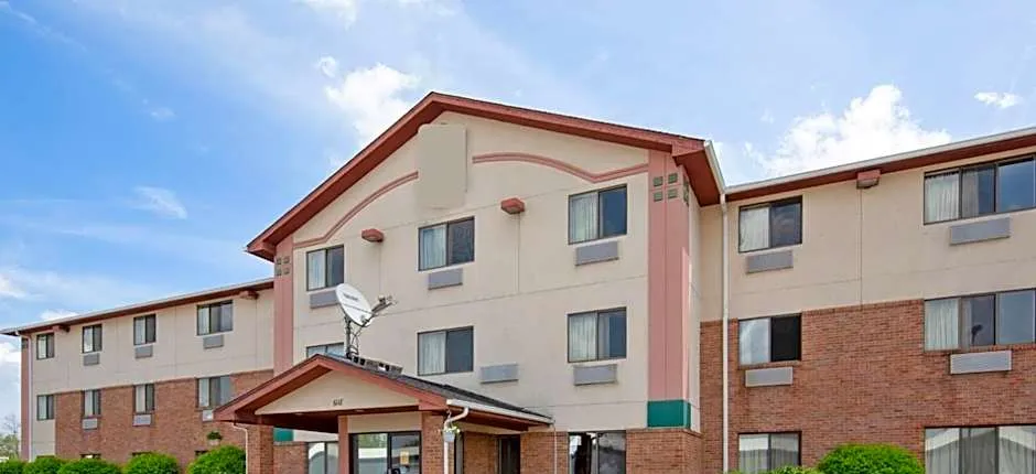 OYO Hotel Portage I-94