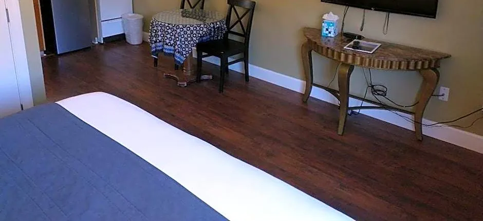 Sea Breeze Inn And Cottages