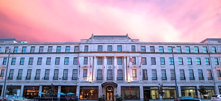 Magnolia Hotel Omaha