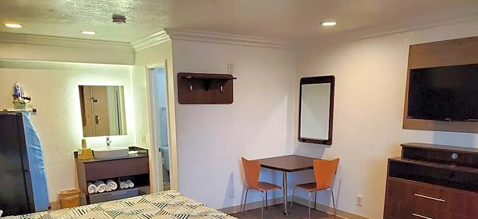 Studio 6 National City, CA - Naval Base San Diego