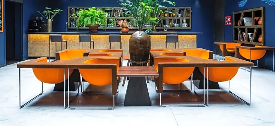 1k Hotel
