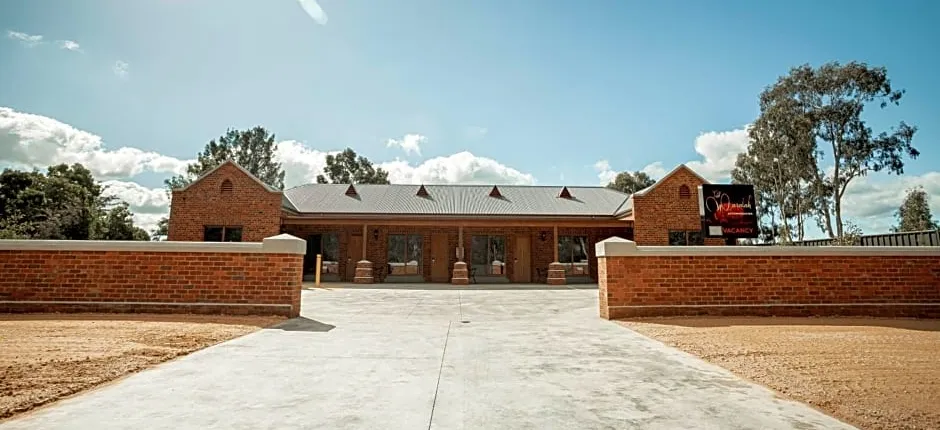 Red Waratah Accommodation