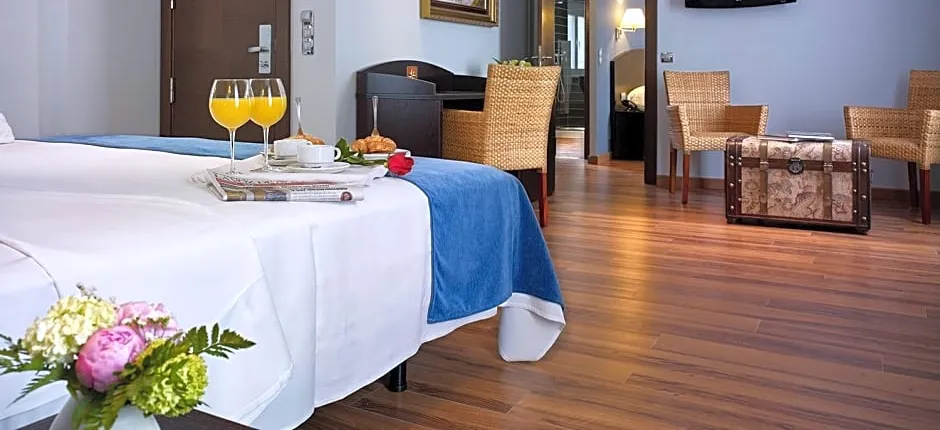 Hotel 40 Nudos