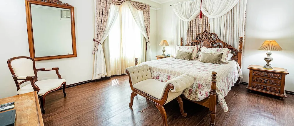 Euro Suite Campinas by Nacional Inn