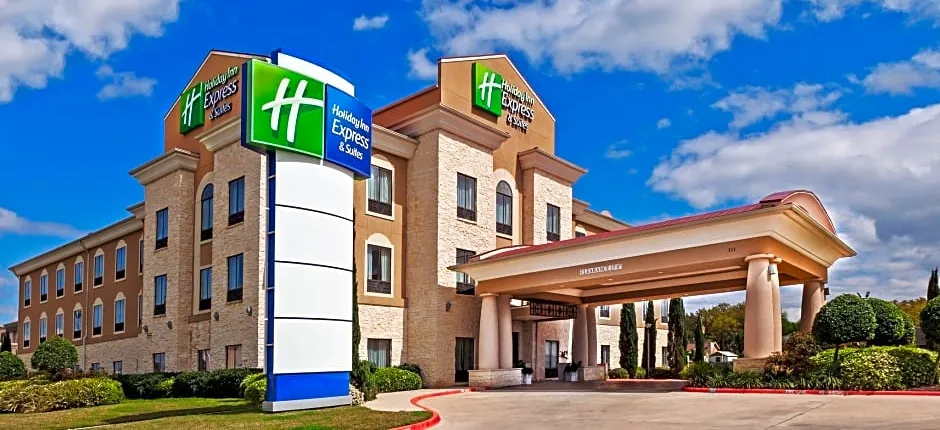 Holiday Inn Express Hotel & Suites Victoria By IHG