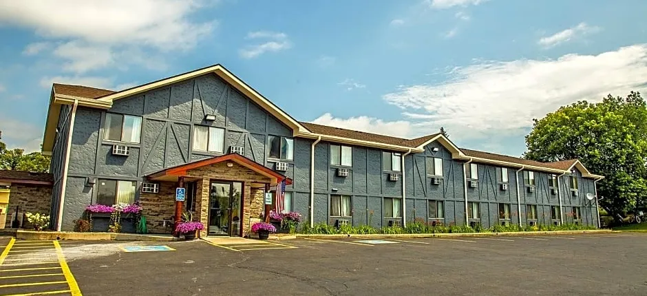 Americas Best Value Inn & Suites Detroit Lakes