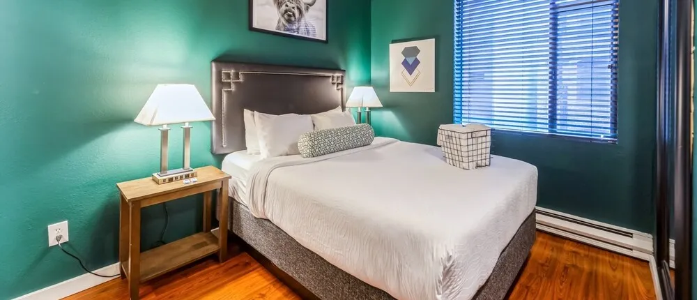 Kasa The Oxford Seattle