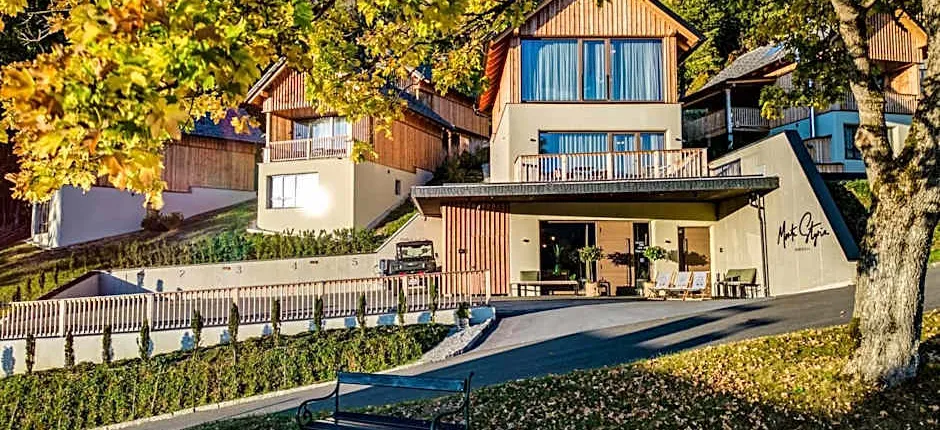 Hideaway Hotel Montestyria Chalets & Suiten