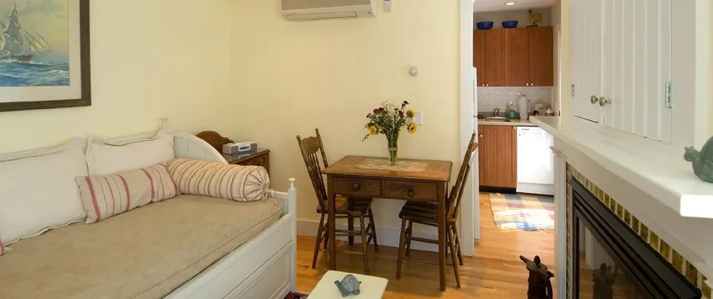 Revere Guest House