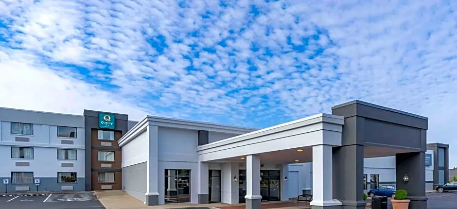 MainStay Suites Lexington I-75