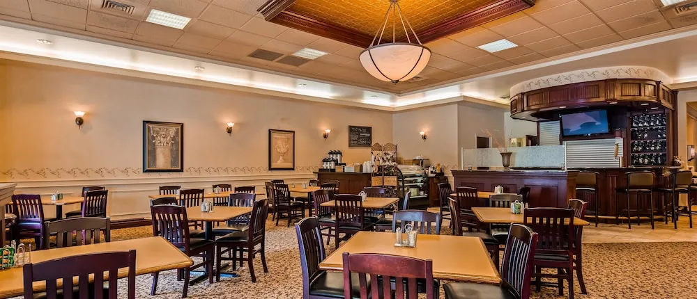 Best Western Plus Orillia Hotel