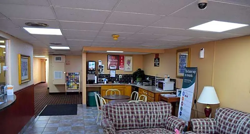 Econo Lodge Stone Mountain