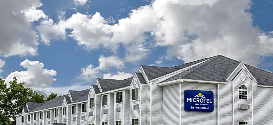 Microtel Inn & Suites By Wyndham Gassaway/Sutton