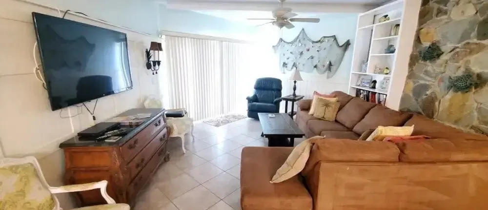 Island House B107 2 Bedroom Condo by RedAwning