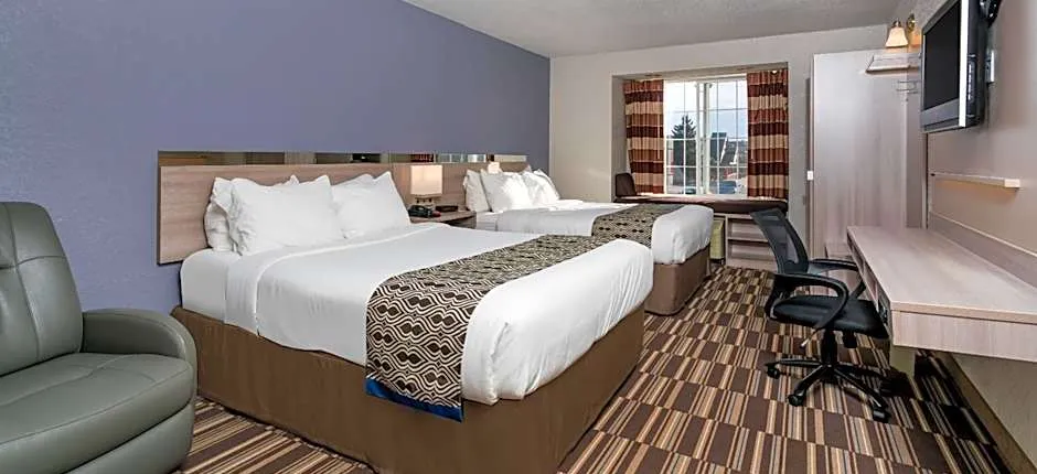 Microtel Inn & Suites by Wyndham Rochester North Mayo Clinic