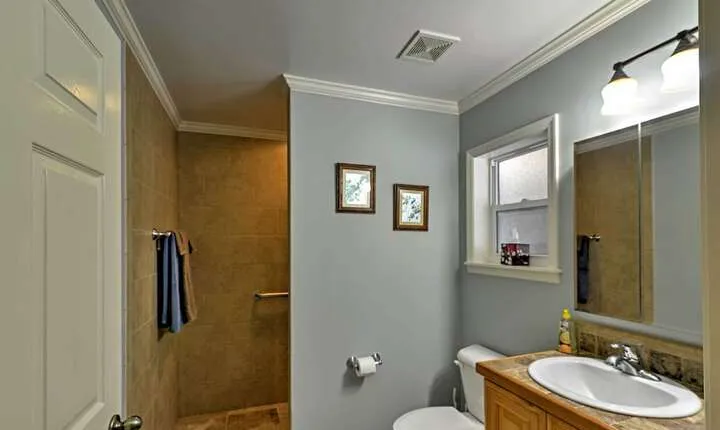 Crystal River Cottage on 1 Acre w / Deck & Porch!