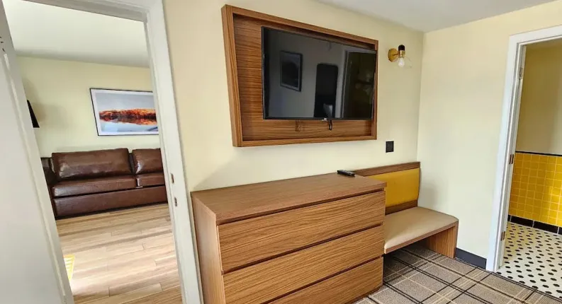 The Hotel Laurel at Seneca