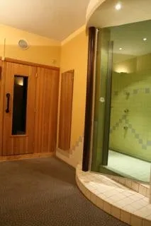 Leonardo Hotel Charleroi