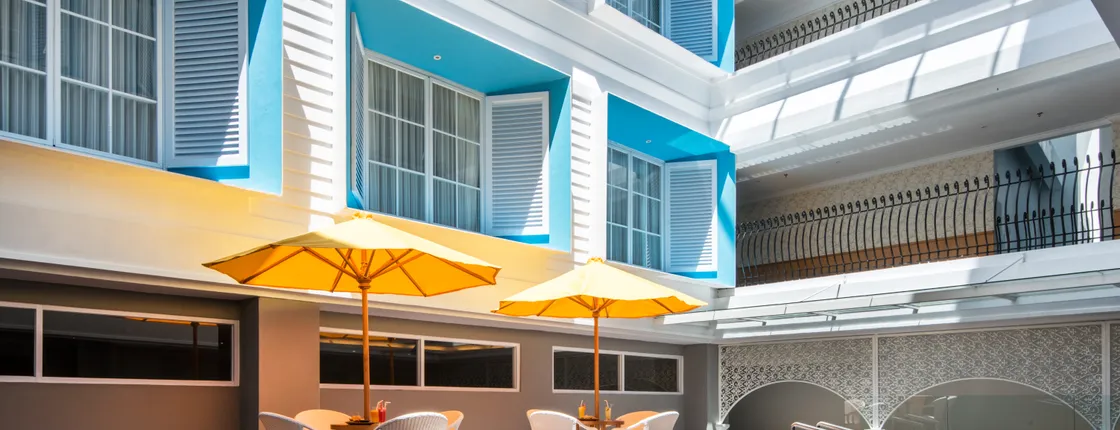 Yans House Hotel