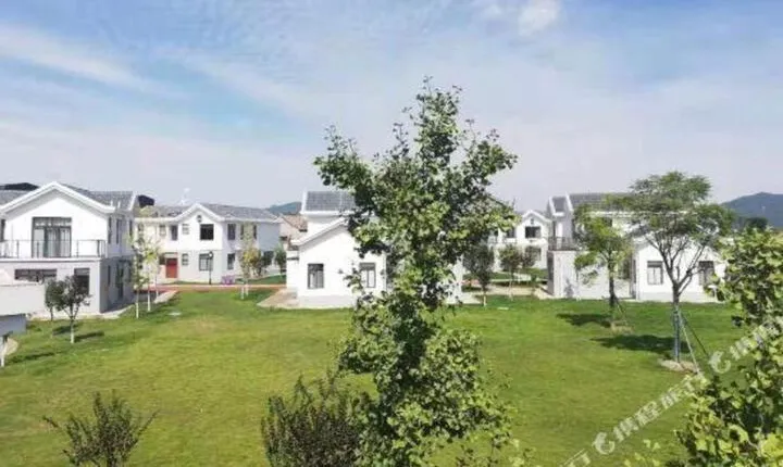 Zitong International Exchange Center Hotel