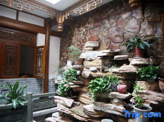 Dongshan Courtyard Inn