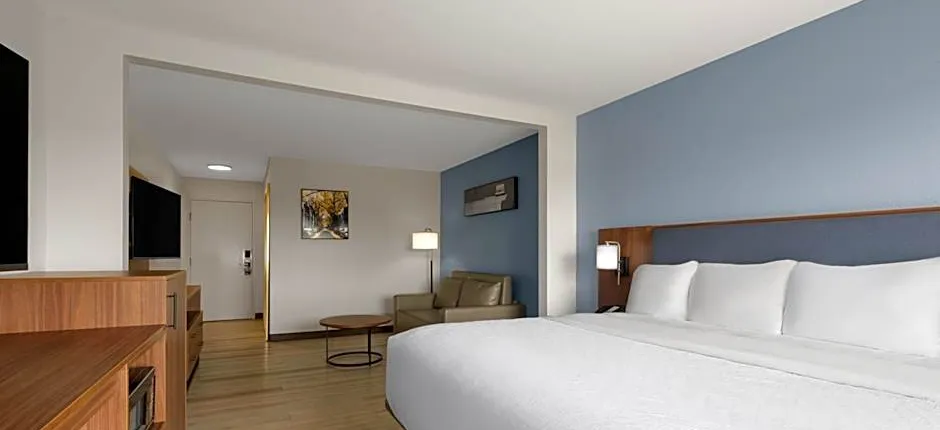 Wingate by Wyndham Dublin Near Claytor Lake State Park