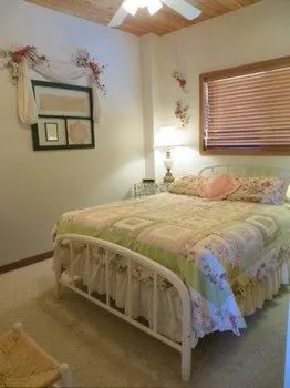 The Wood Creek Lodge by Crested Butte Lodging