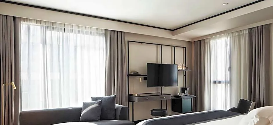 Academias Hotel, Autograph Collection