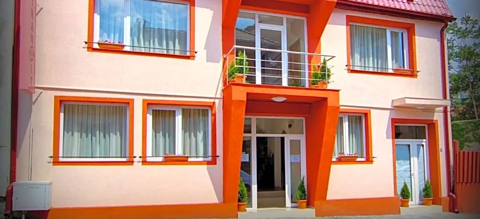 Hotel Tranzzit