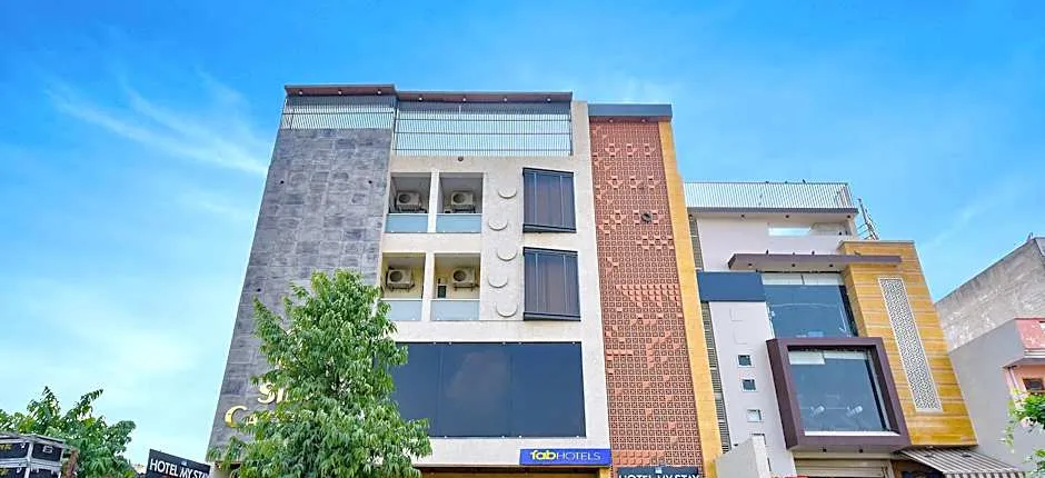 FabHotel My Stay Sirvi Inn