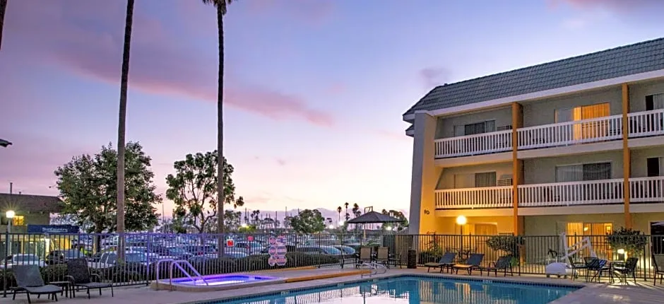 Dana Point Marina Inn