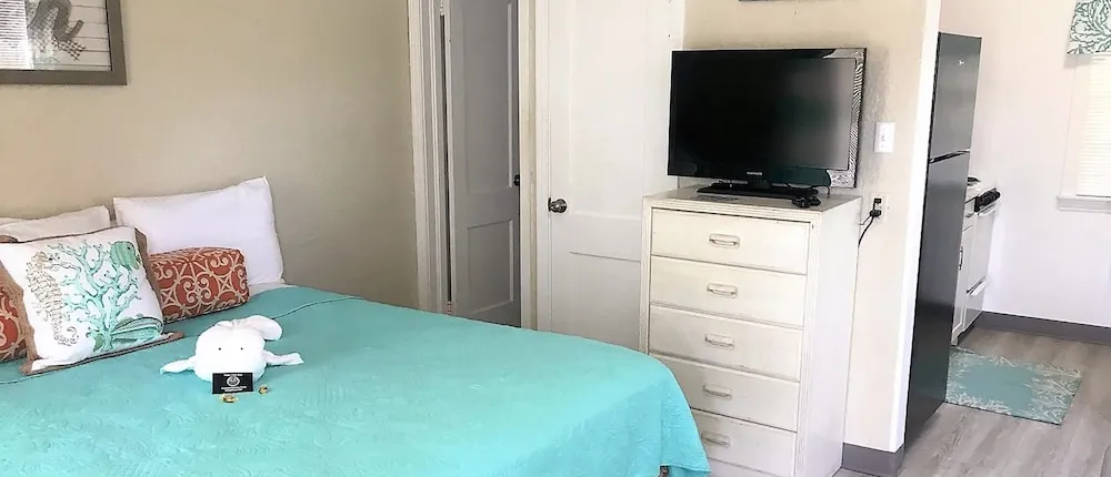 Indian Rocks Beach Pelican Vacation Rentals by TechTravel, Indian Rocks Beach