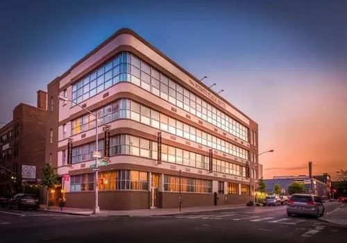 Pointe Plaza Hotel