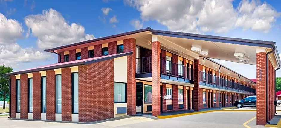 Super 8 by Wyndham Chattanooga Ooltewah