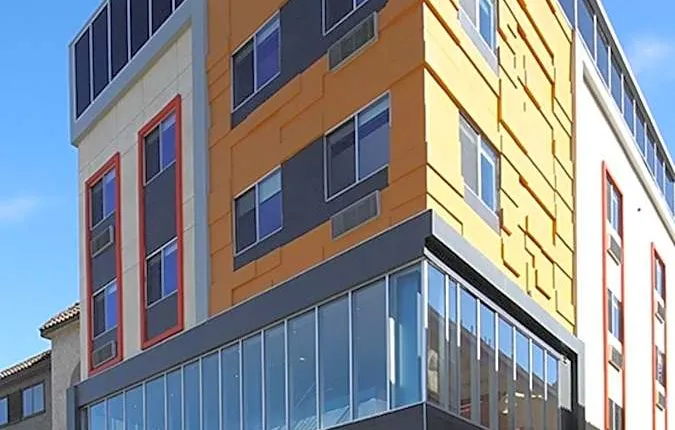 Lexen Hotel - Hollywood