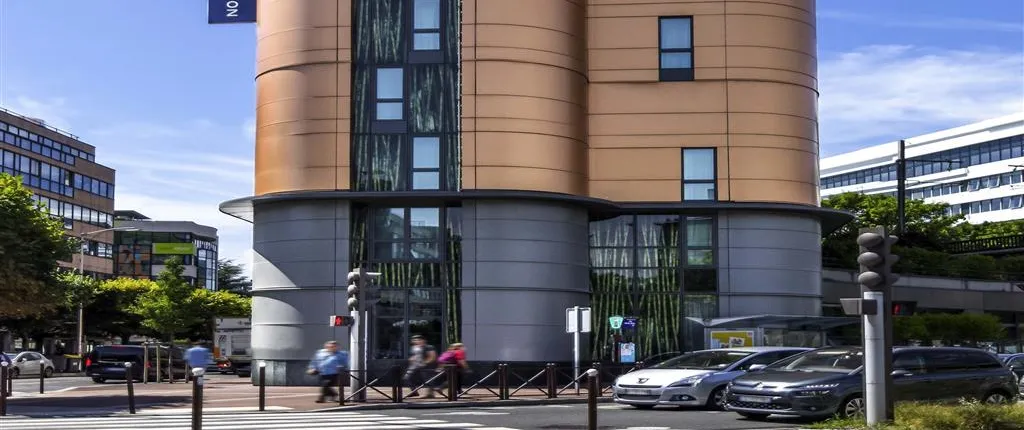 Novotel Suites Paris Issy-Les-Moulineaux