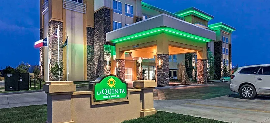 La Quinta Inn & Suites by Wyndham Wichita Falls - Msu Area